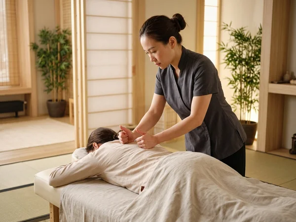 Dry Massage pijat kering tanpa minyak Elvara